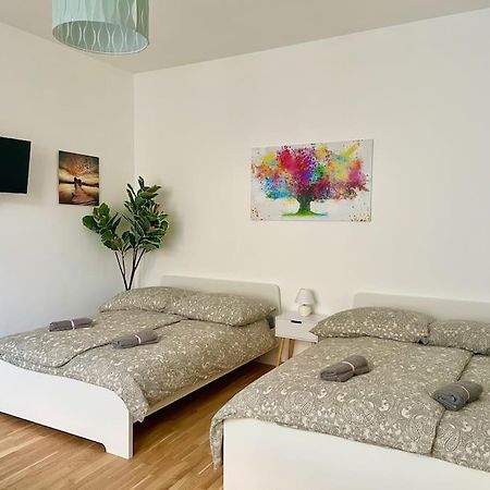 15 Min To Center - Free Parking - Sunny & Quiet Appartement Wenen Buitenkant foto